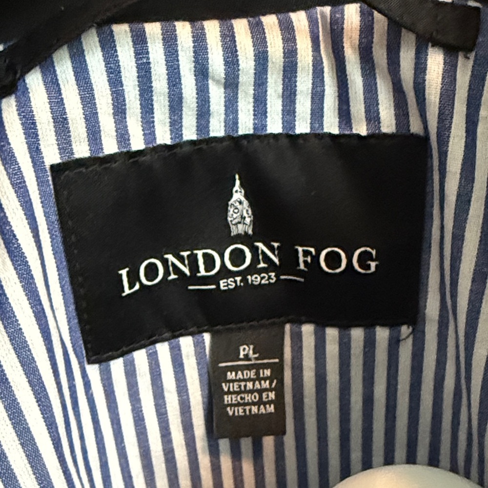 London Fog Black Single-Breasted Raincoat Trench Coat with Metal-Trim Buttons - Picture 3 of 12
